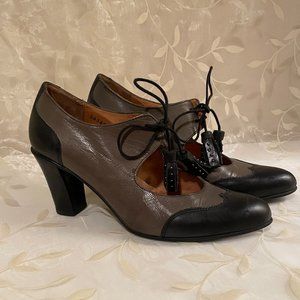 Beautiful Fidji Leather Dressy Pump Shoes Made In Euro/Portugal USA size 8